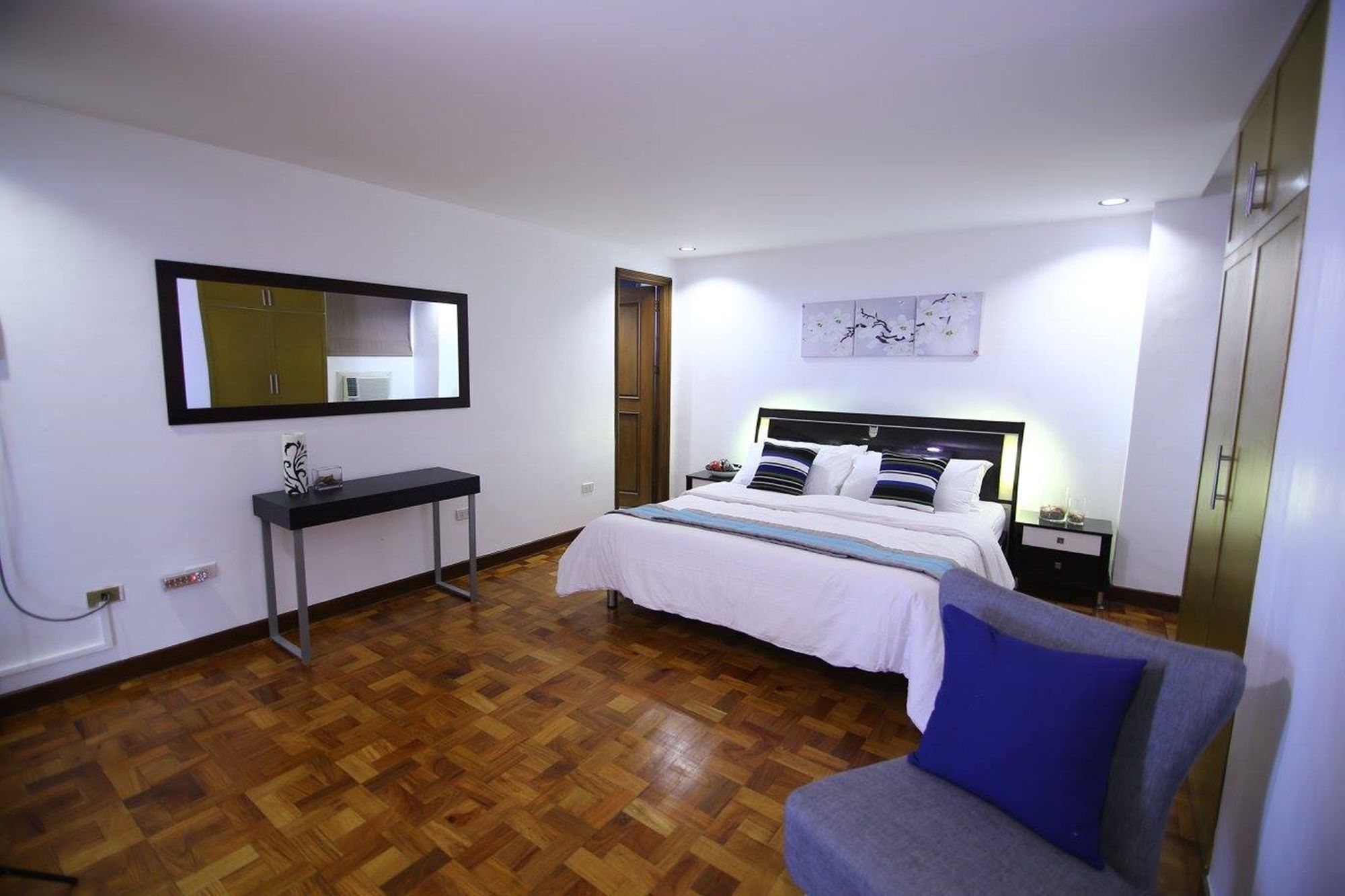 Reddoorz Plus @ Casino Street Makati Μακάτι Εξωτερικό φωτογραφία