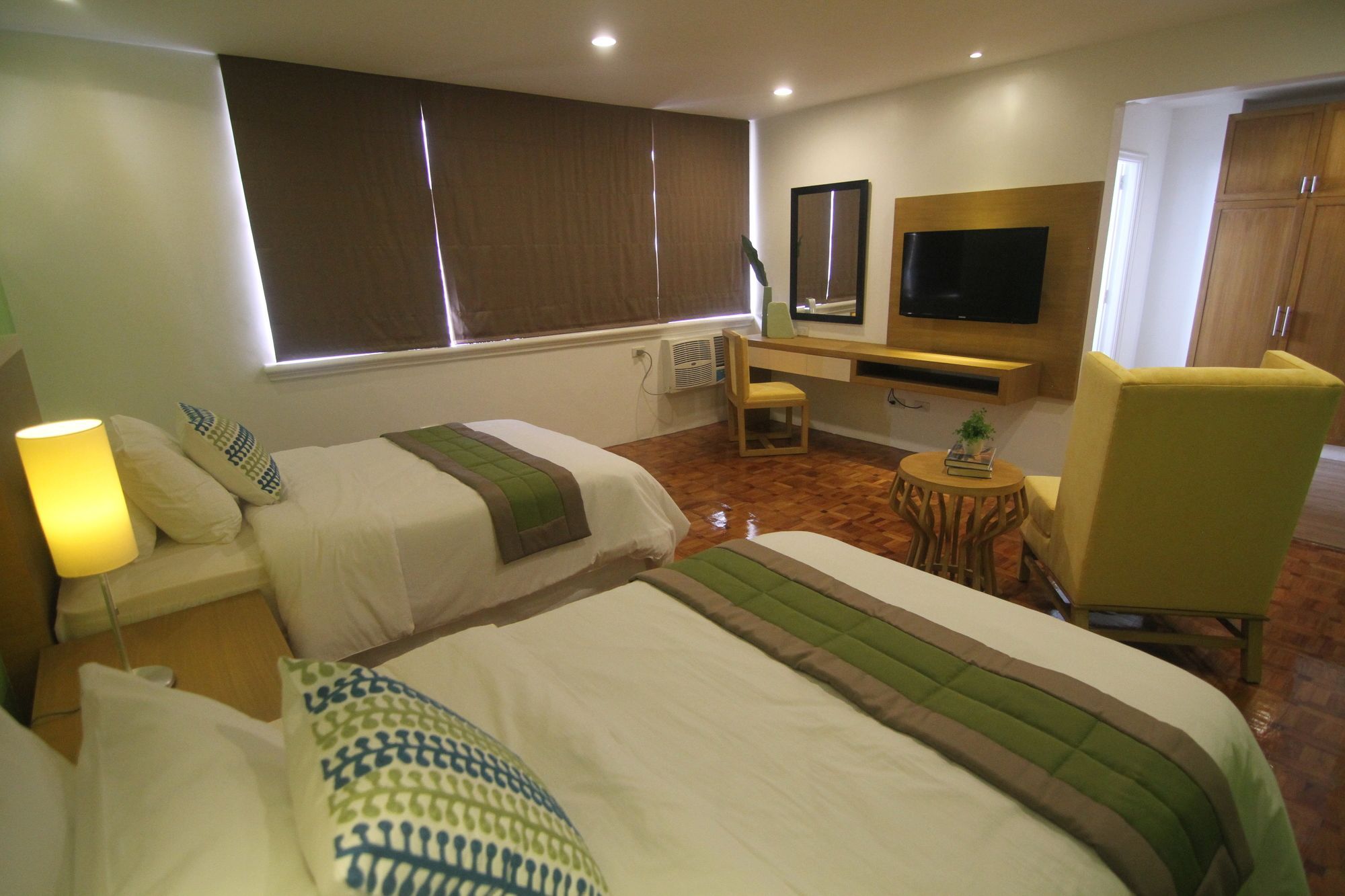 Reddoorz Plus @ Casino Street Makati Μακάτι Εξωτερικό φωτογραφία