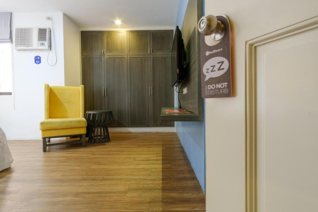 Reddoorz Plus @ Casino Street Makati Μακάτι Εξωτερικό φωτογραφία