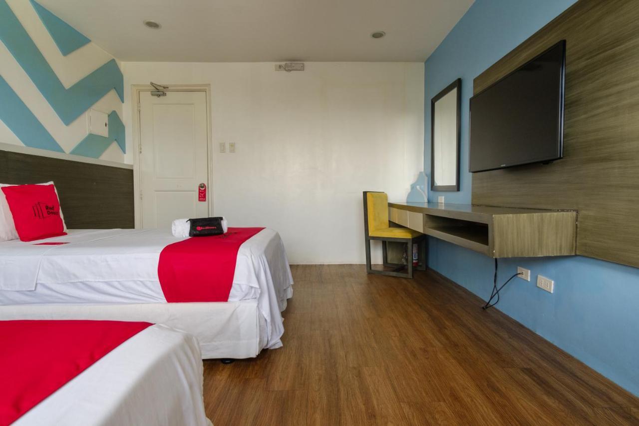 Reddoorz Plus @ Casino Street Makati Μακάτι Εξωτερικό φωτογραφία